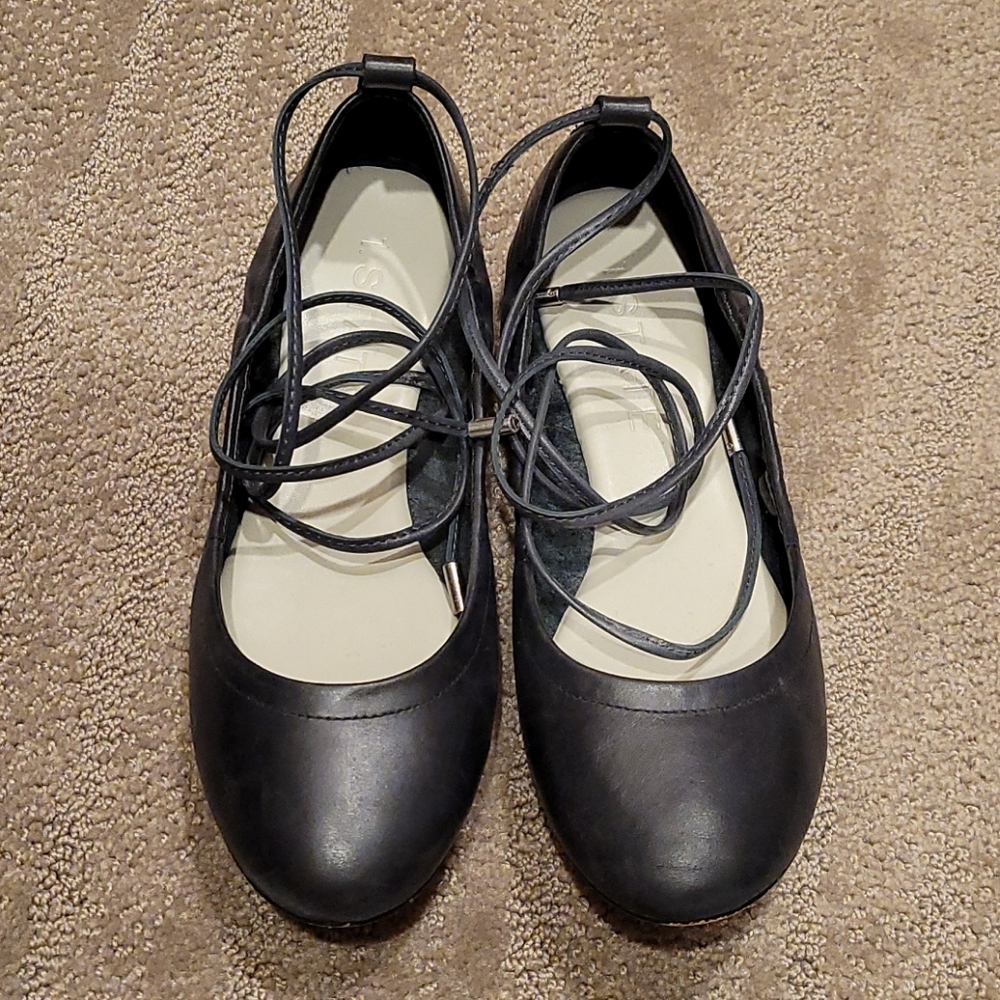 1. State Black Leather Tie Ballet Flats size 8.5